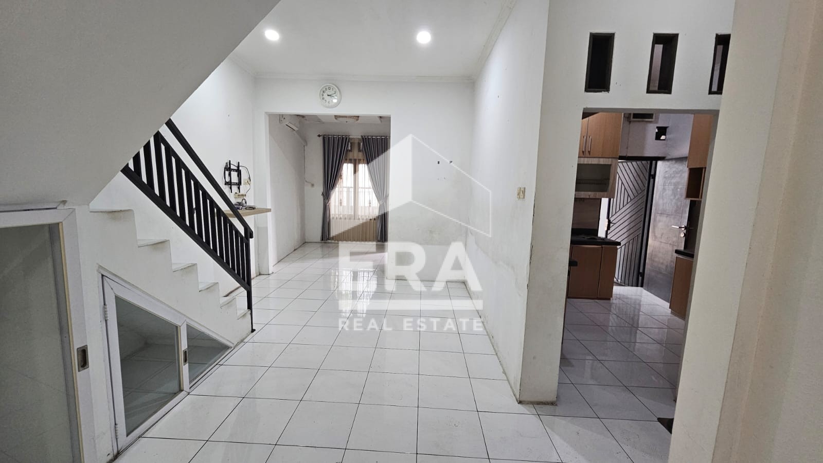 interior 2