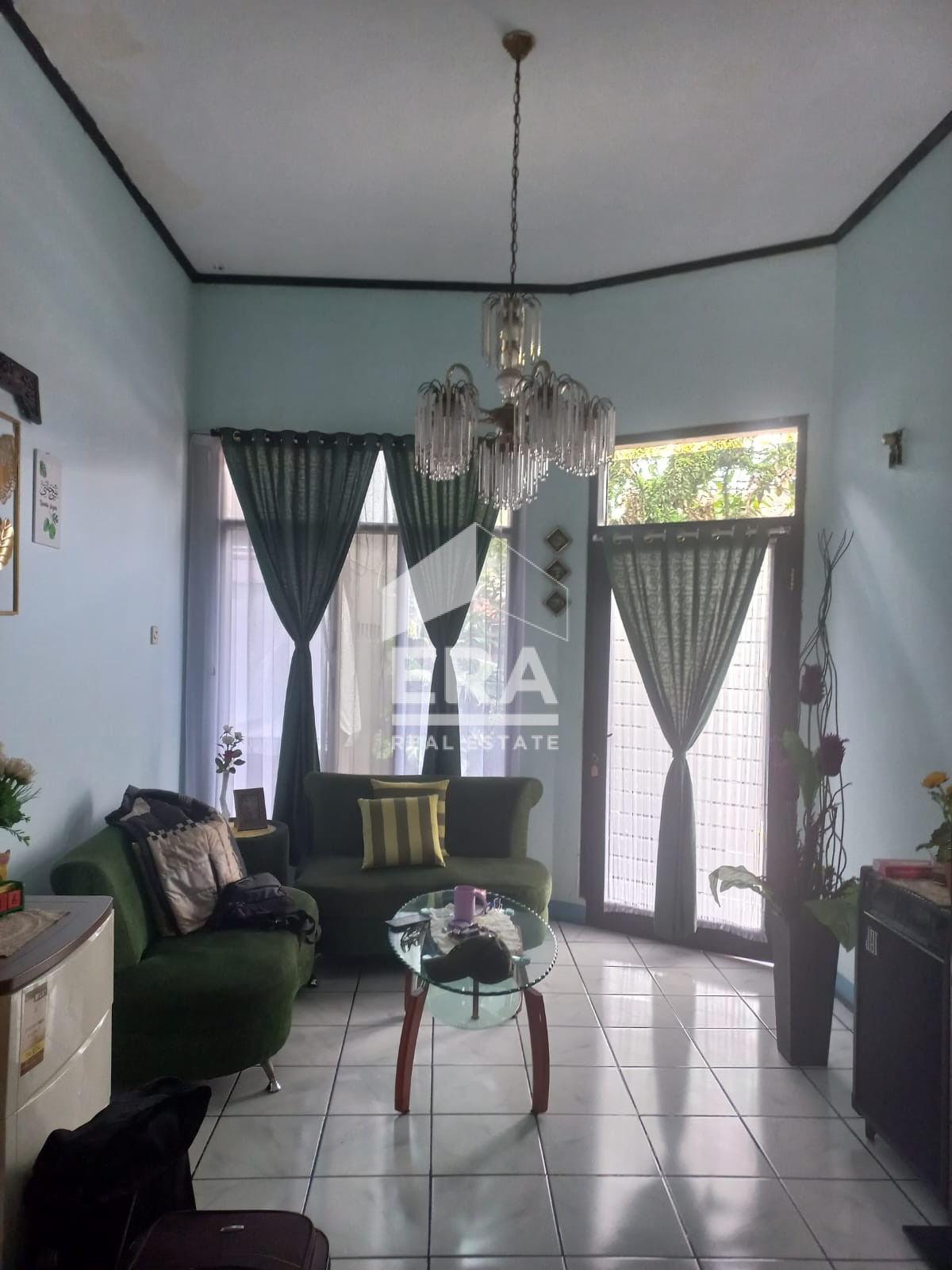 interior 12
