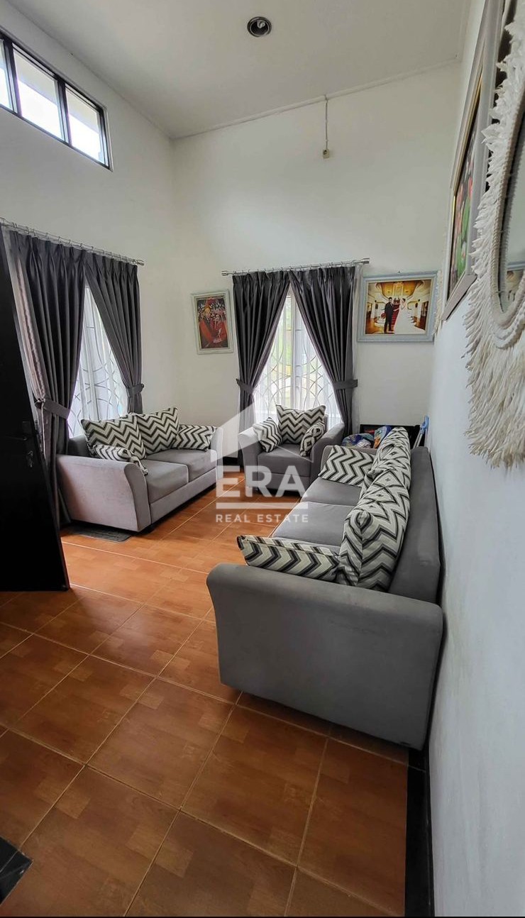 interior 8