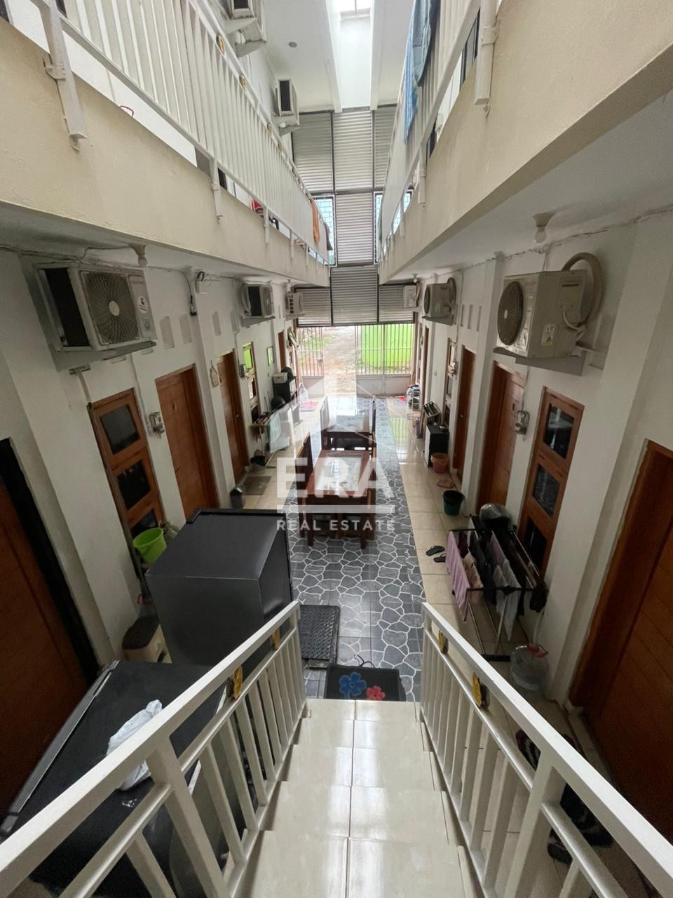 interior 2