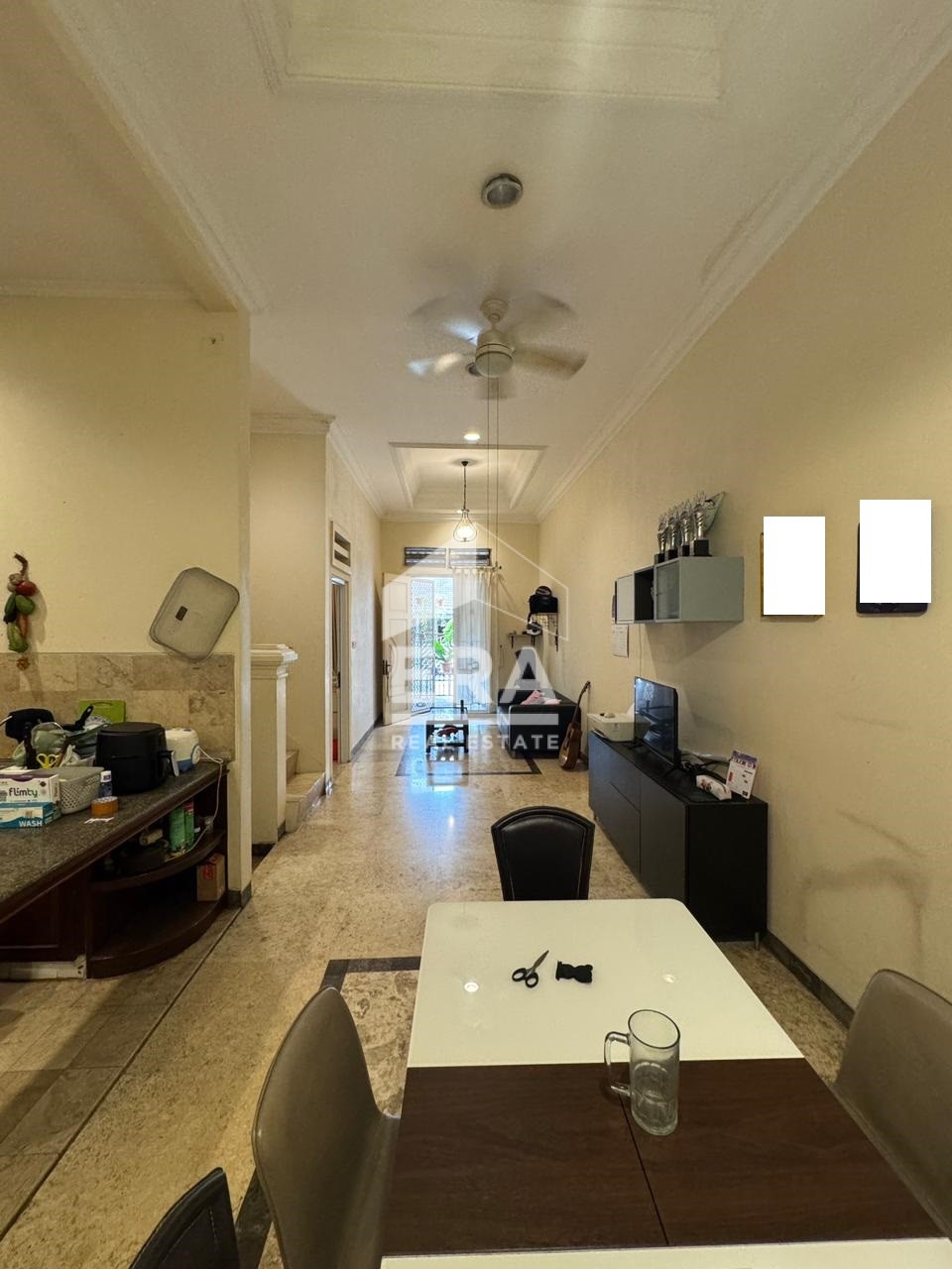 interior 4