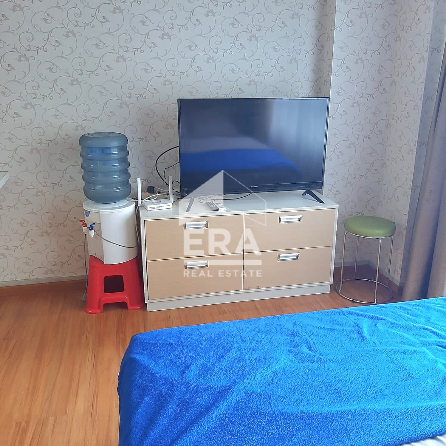 interior 6