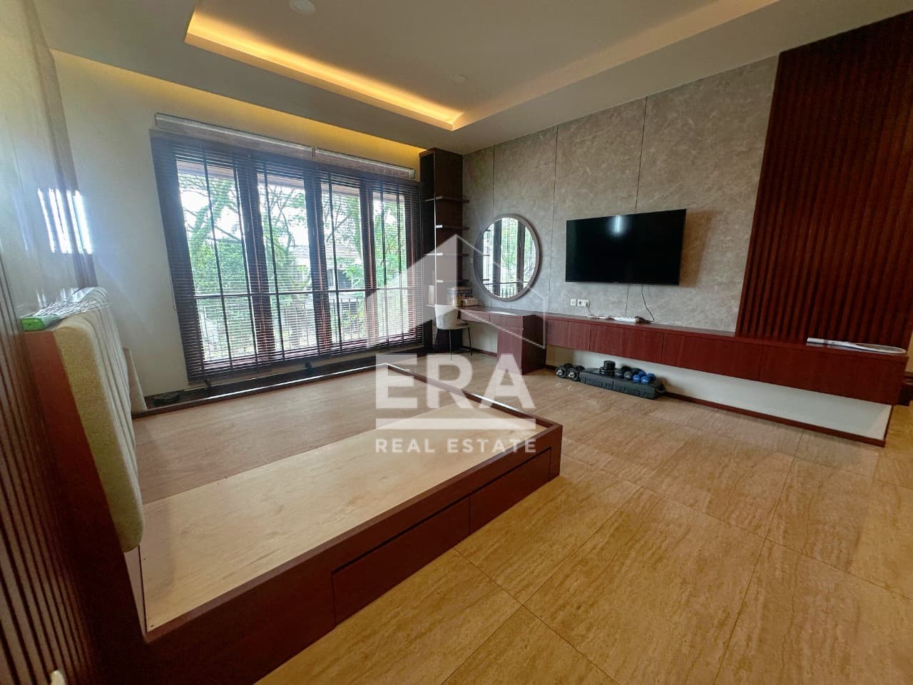interior 4