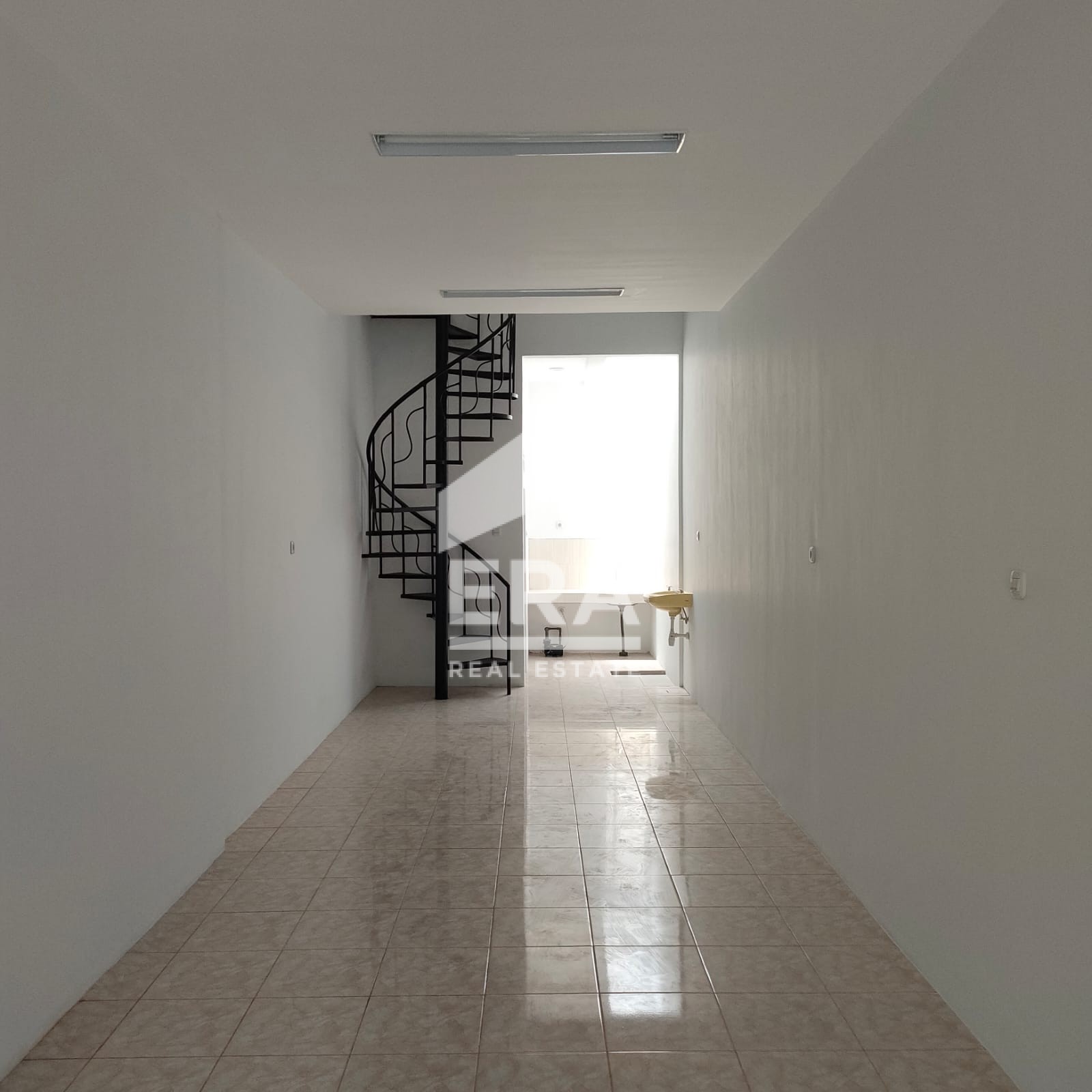 interior 2
