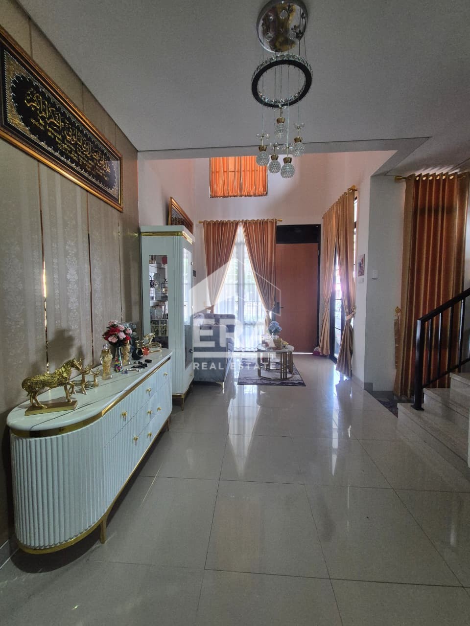 interior 3