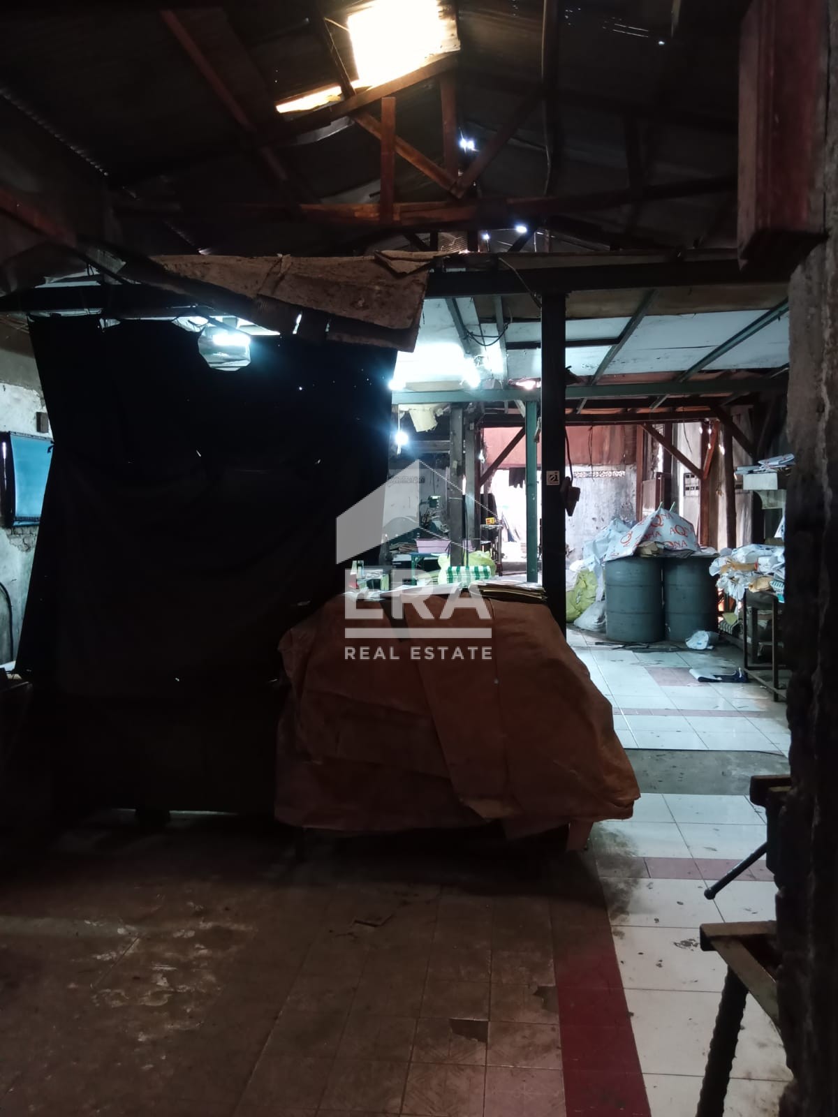 interior 2