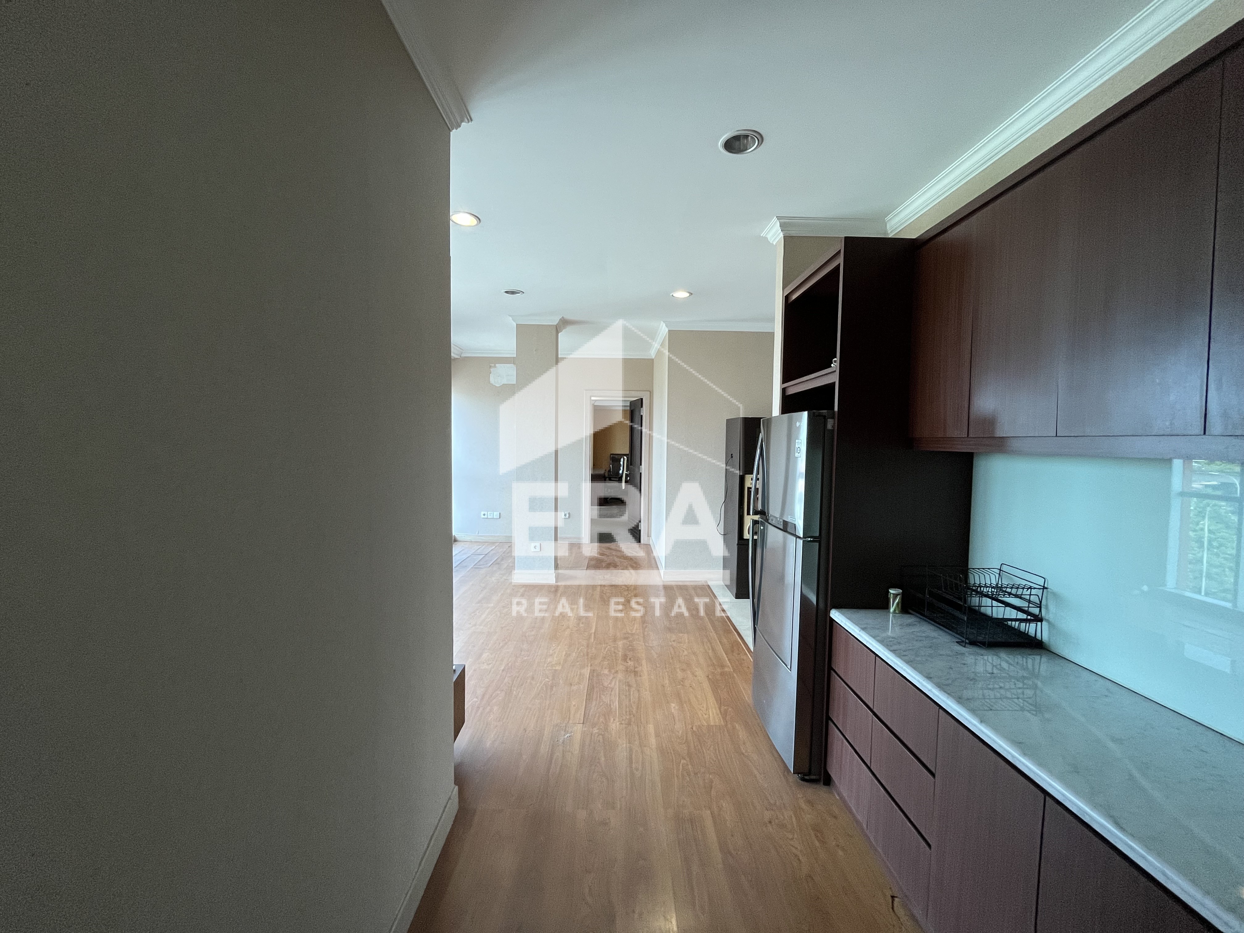 interior 4
