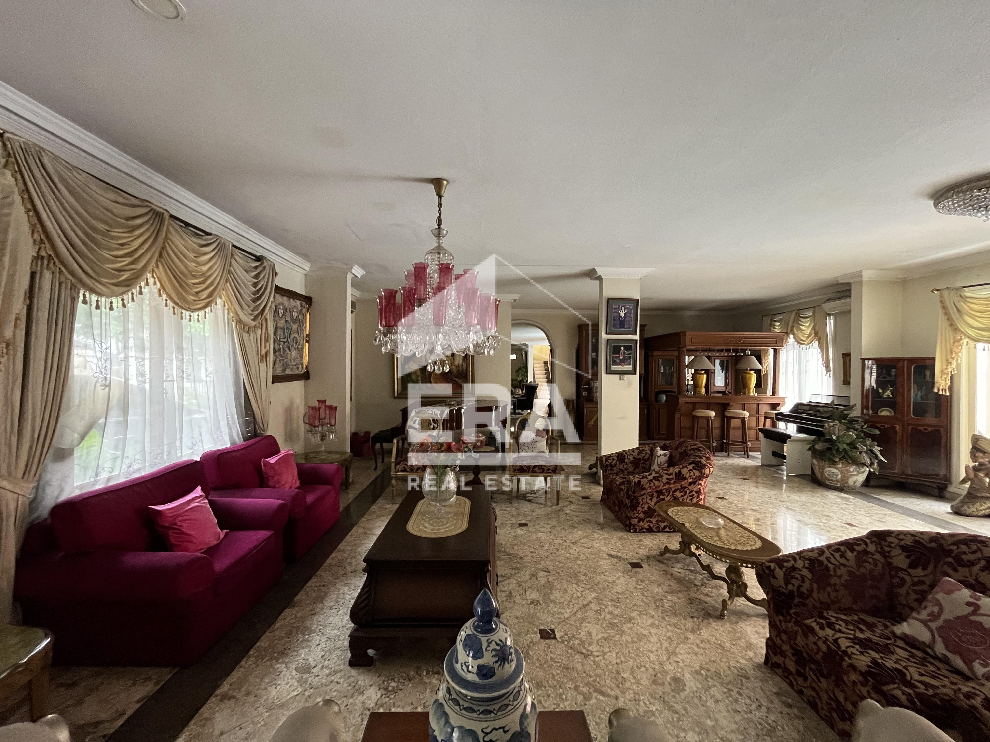 interior 2