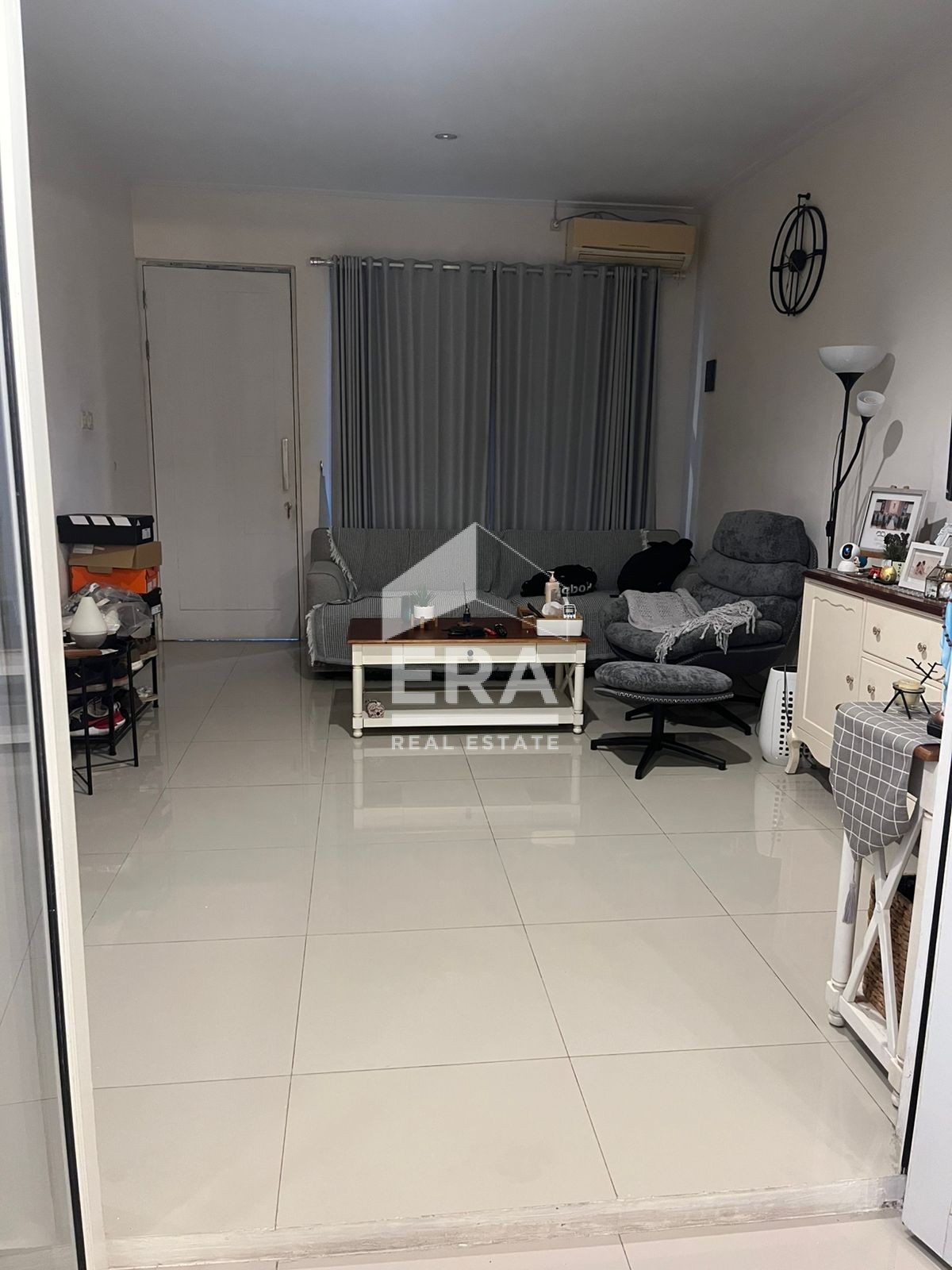 interior 4