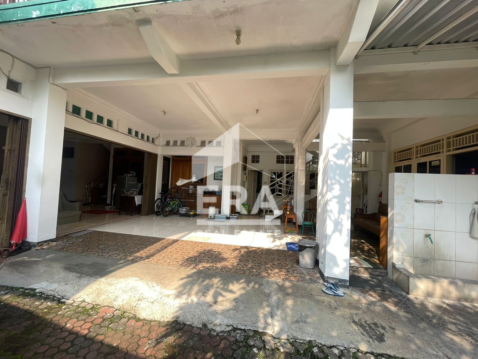 interior 3