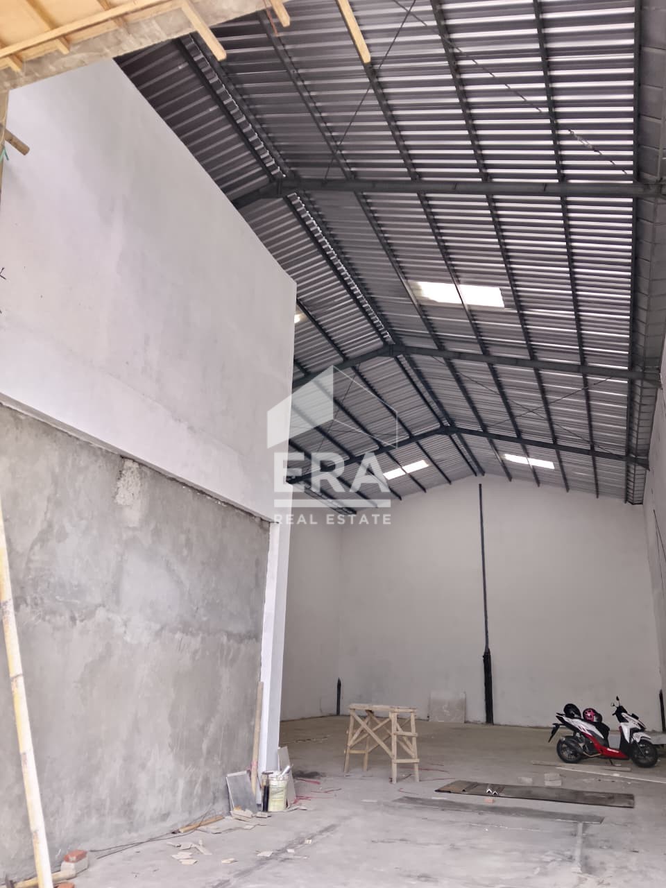 interior 2