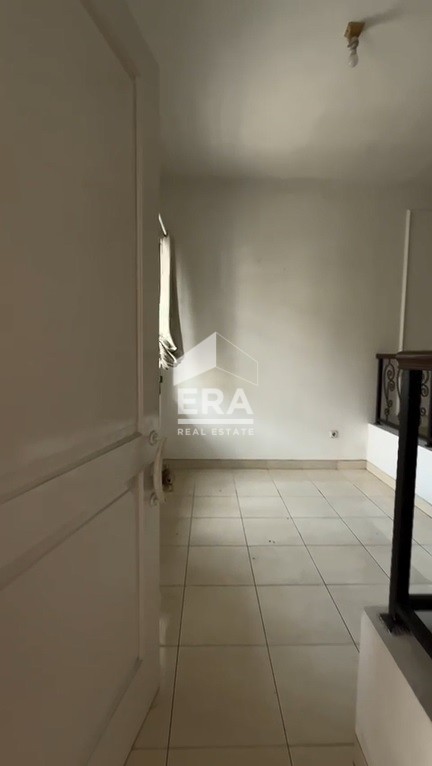 interior 6