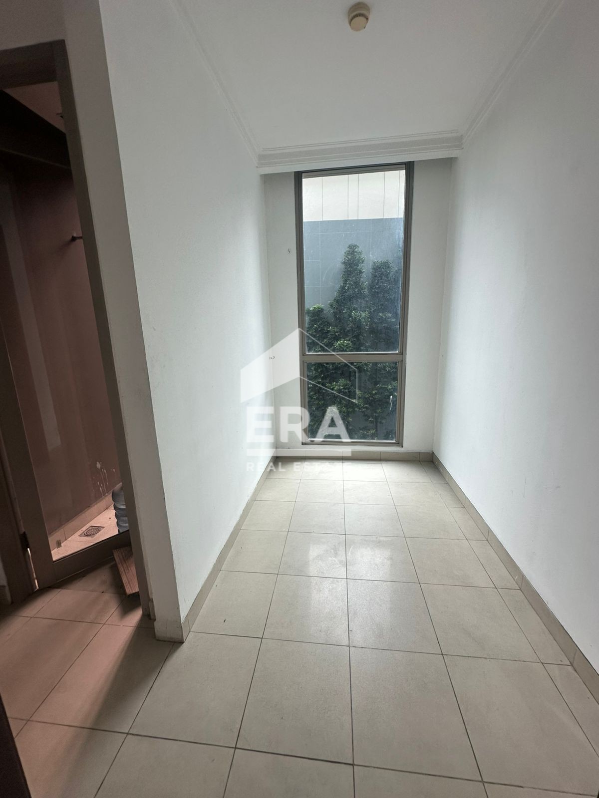 interior 10