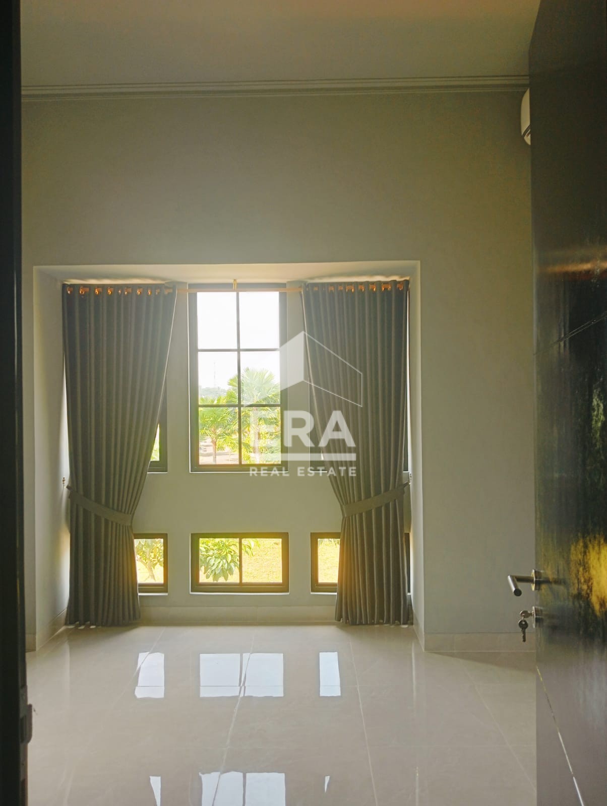 interior 4
