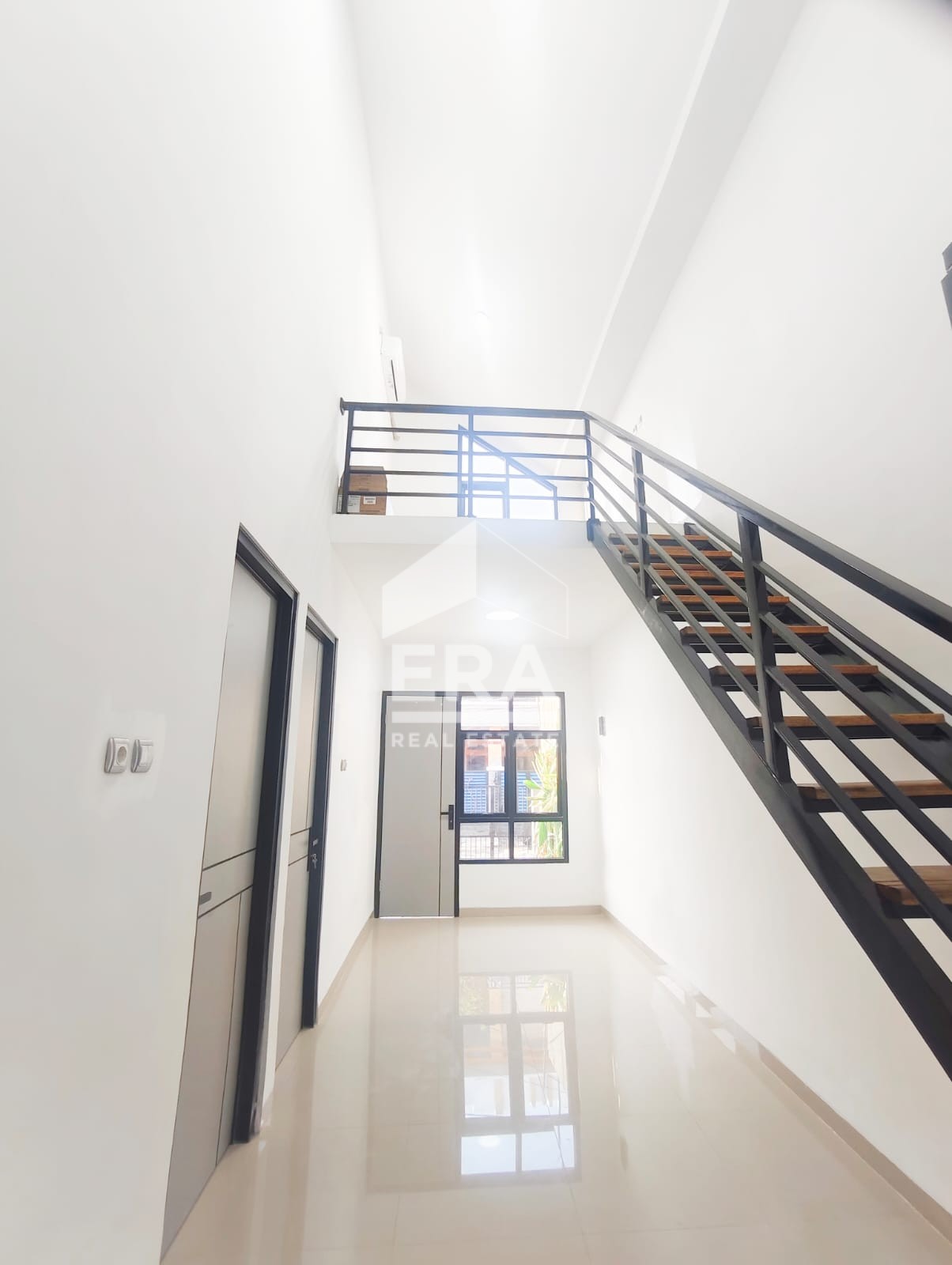 interior 2