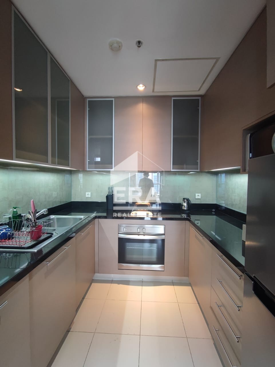 interior 6
