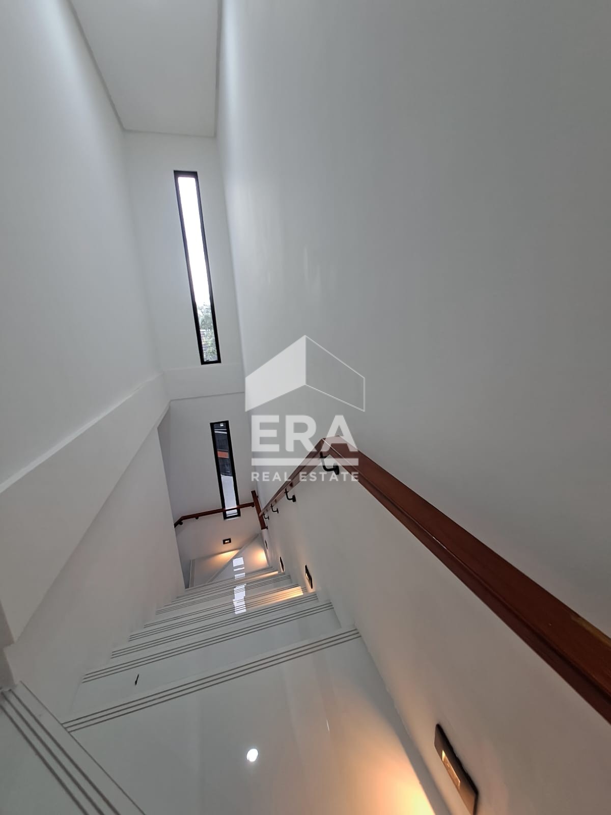 interior 12
