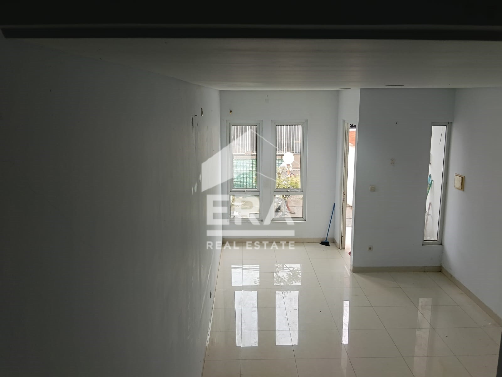 interior 7