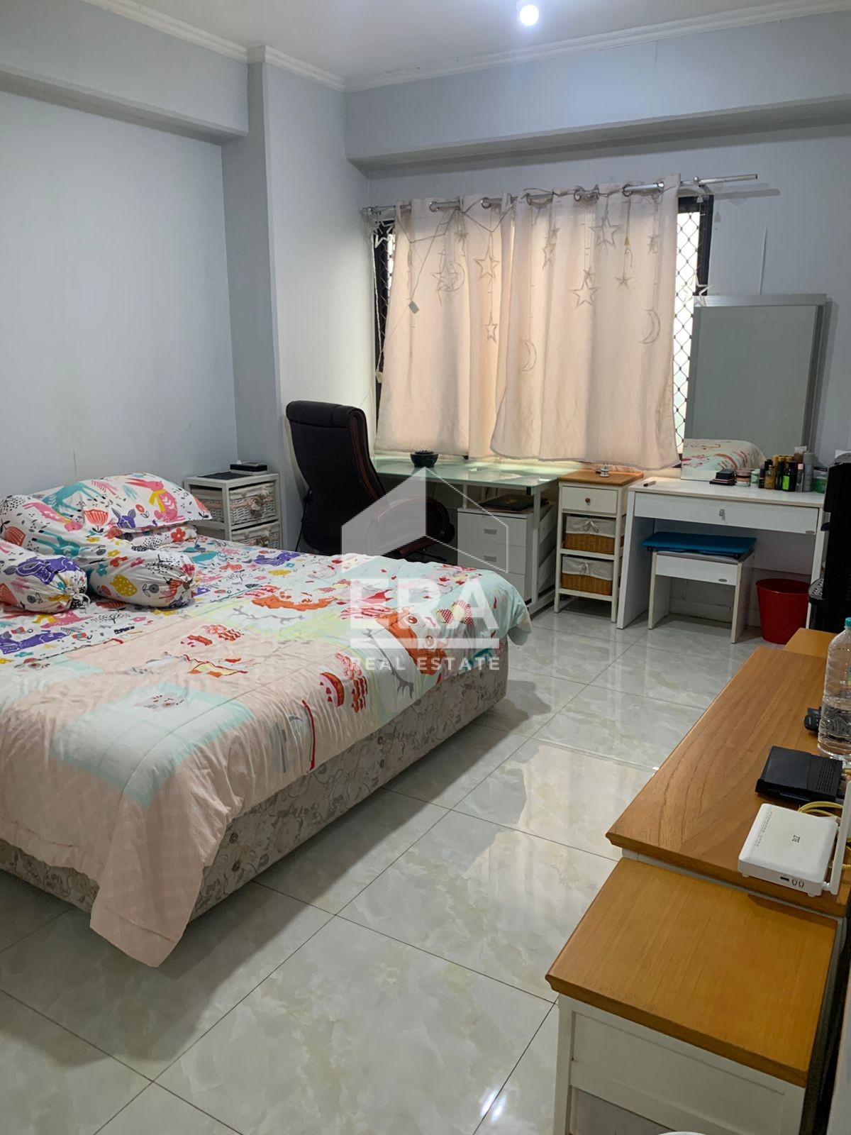 interior 6