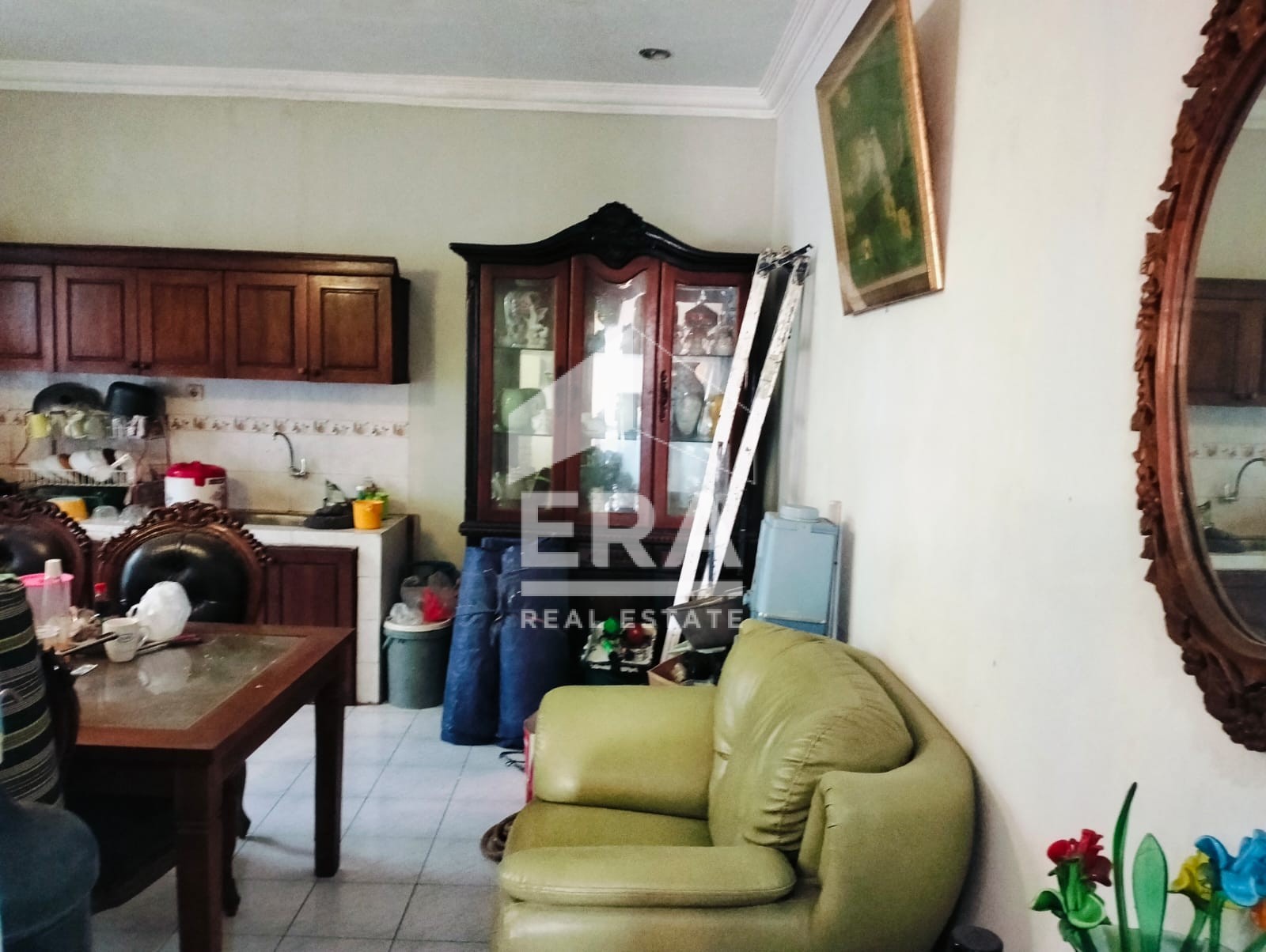 interior 9