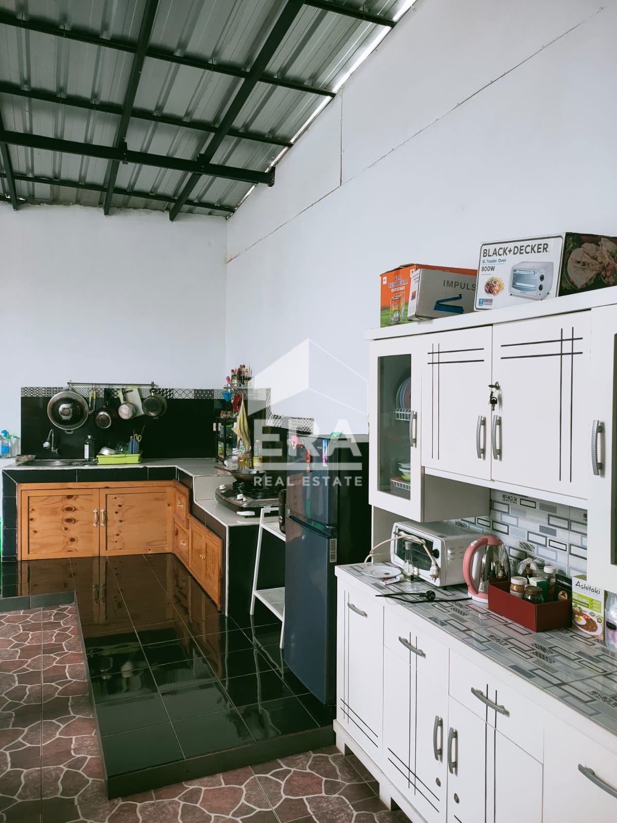 interior 8