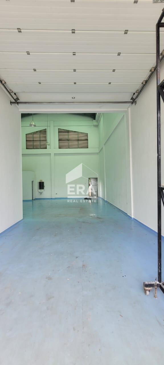 interior 8