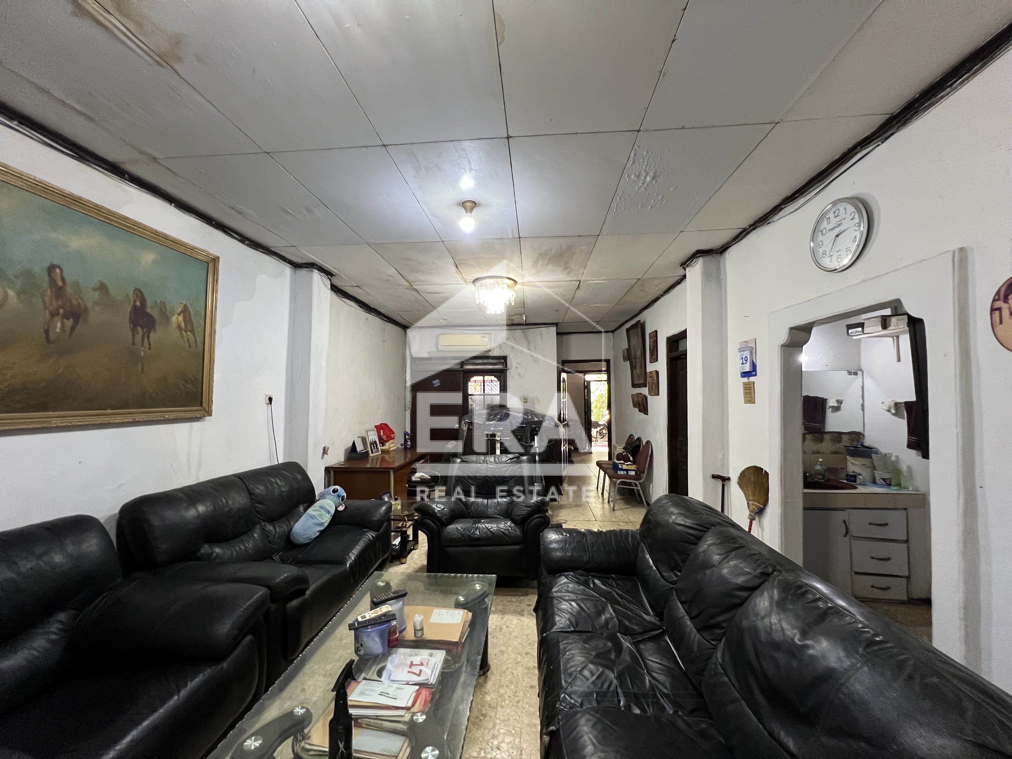 interior 7