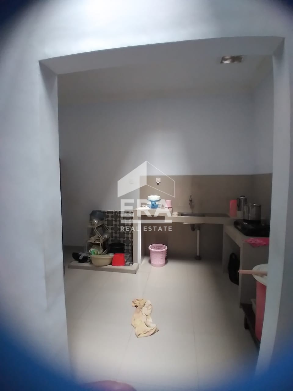 interior 8