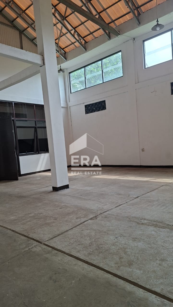 interior 6