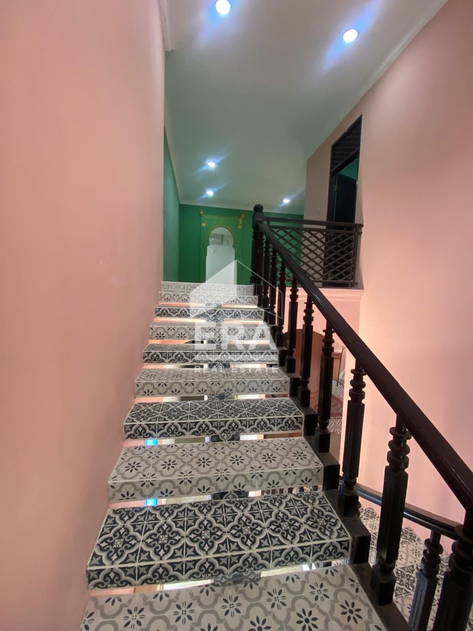 interior 14