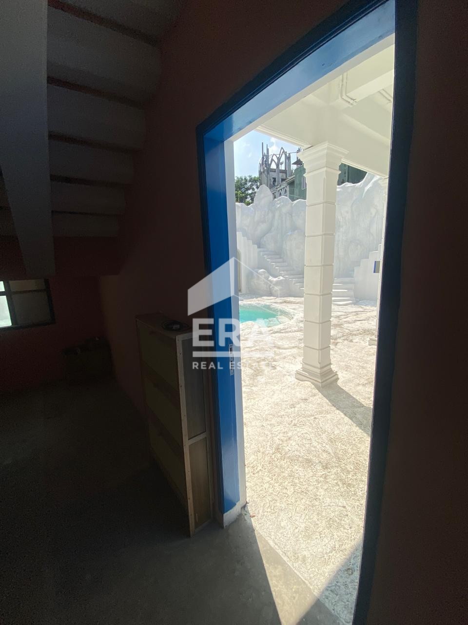 interior 23