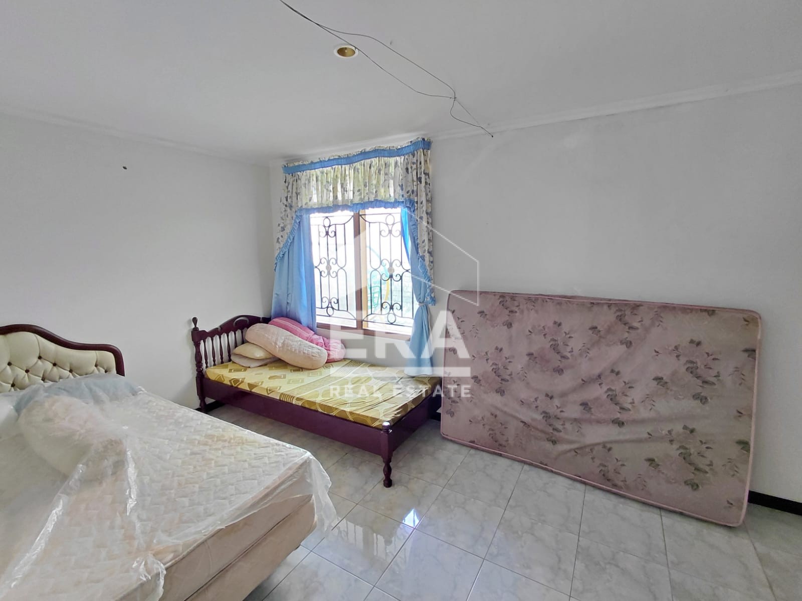 interior 7
