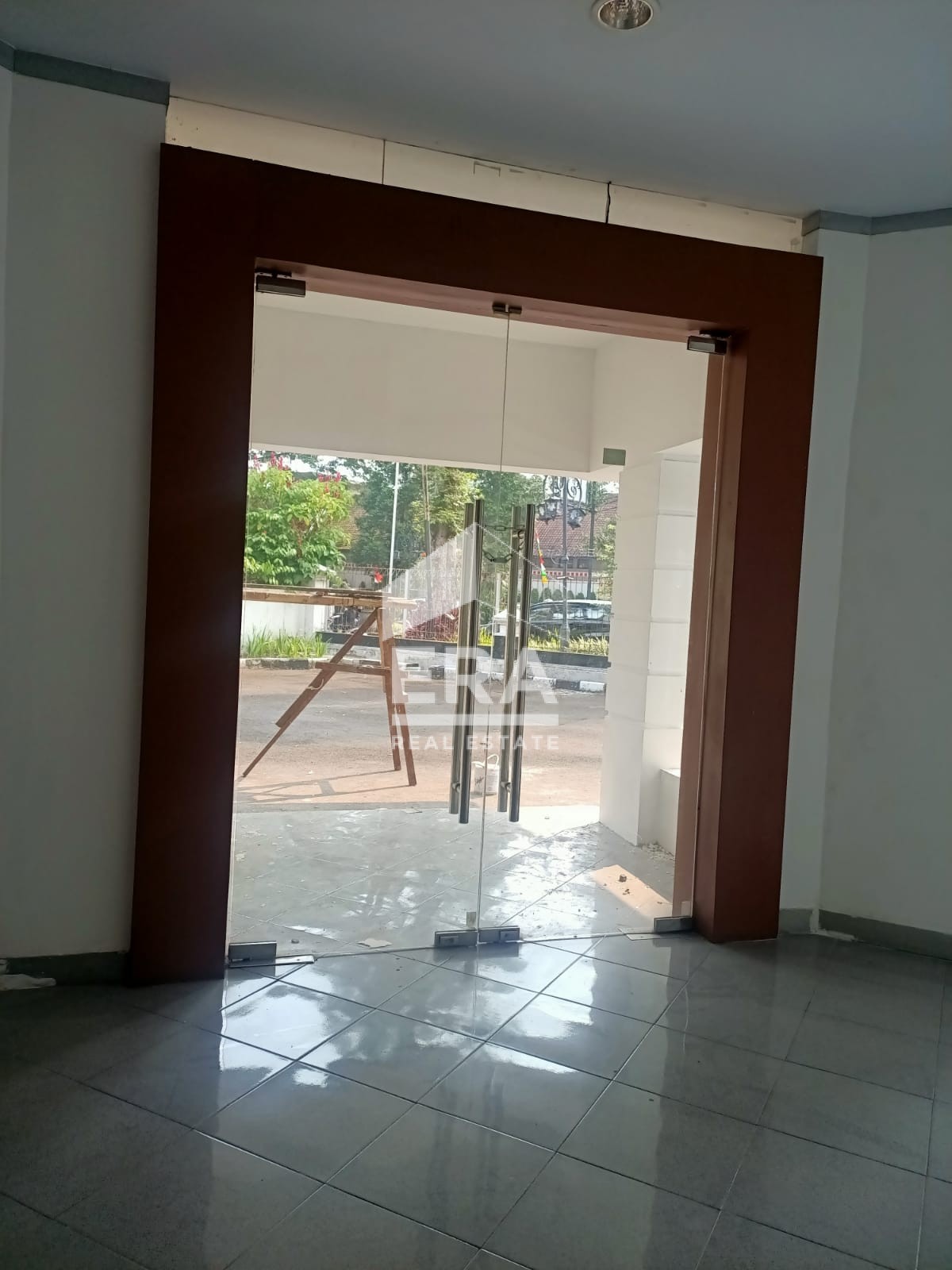 interior 4