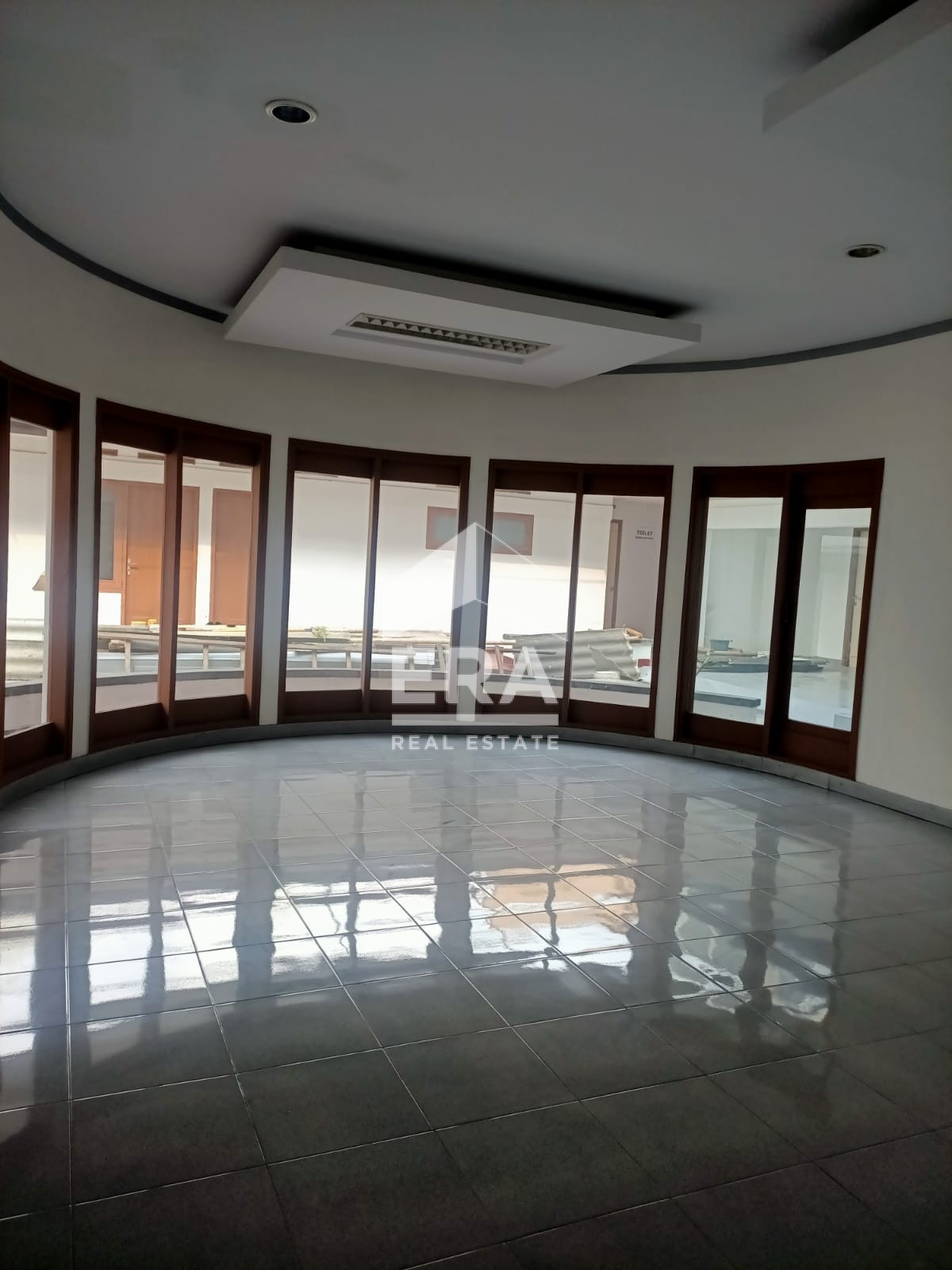 interior 7