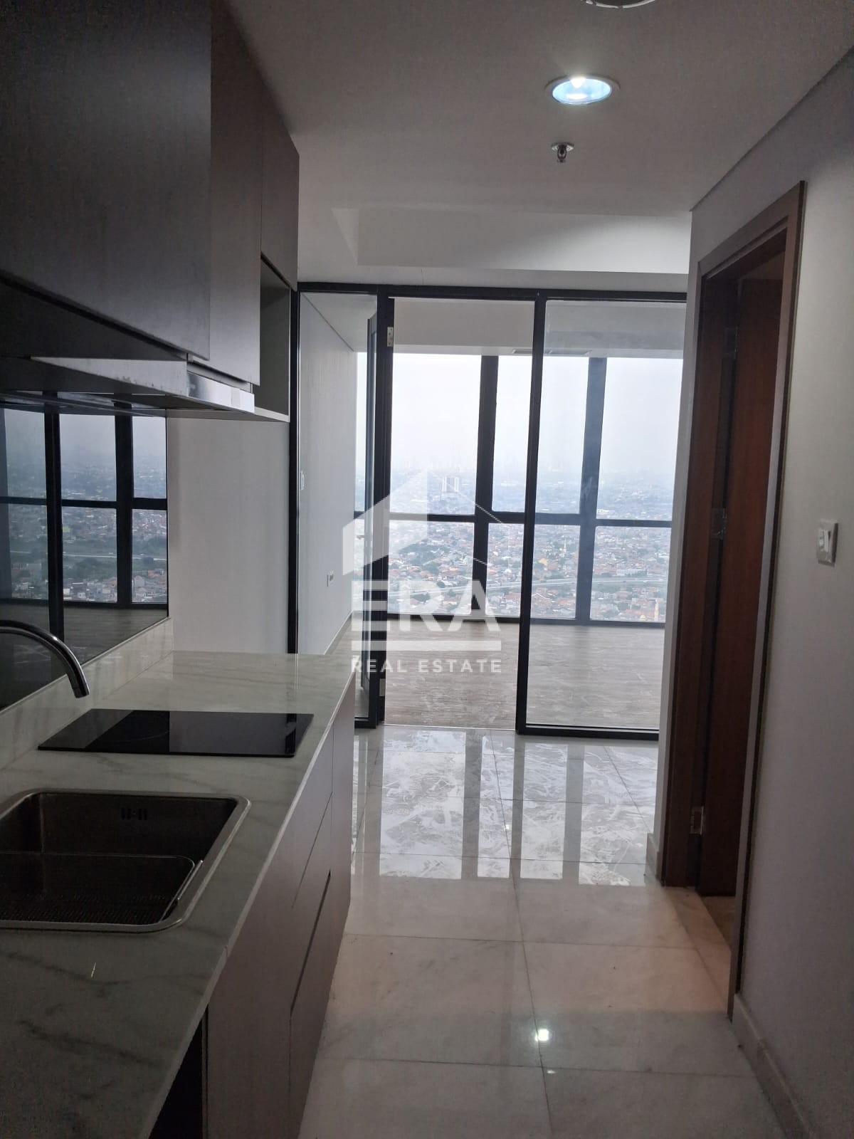 interior 8