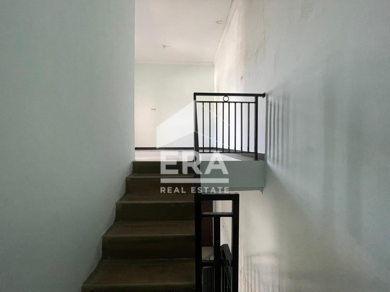 interior 4