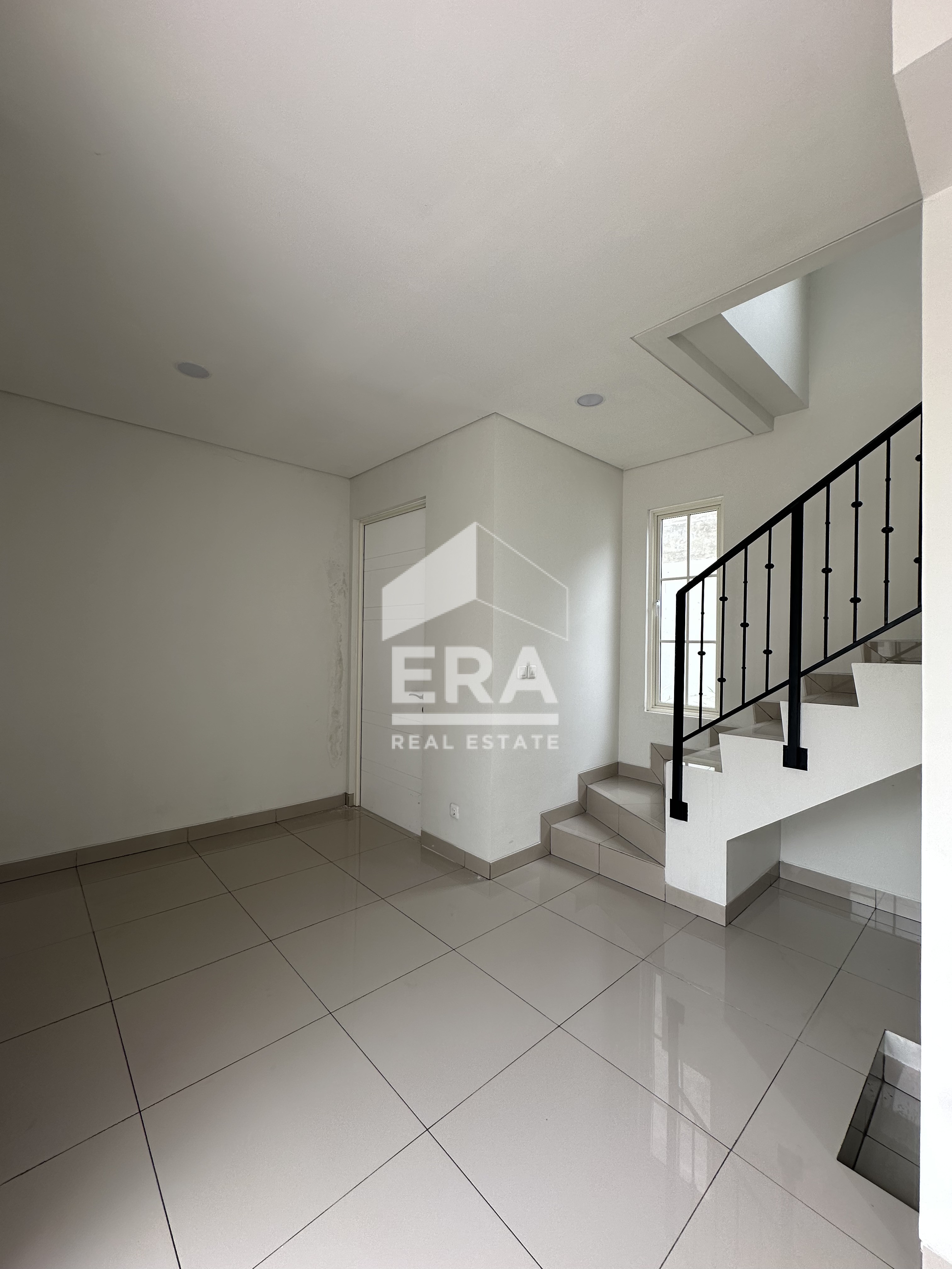 interior 2