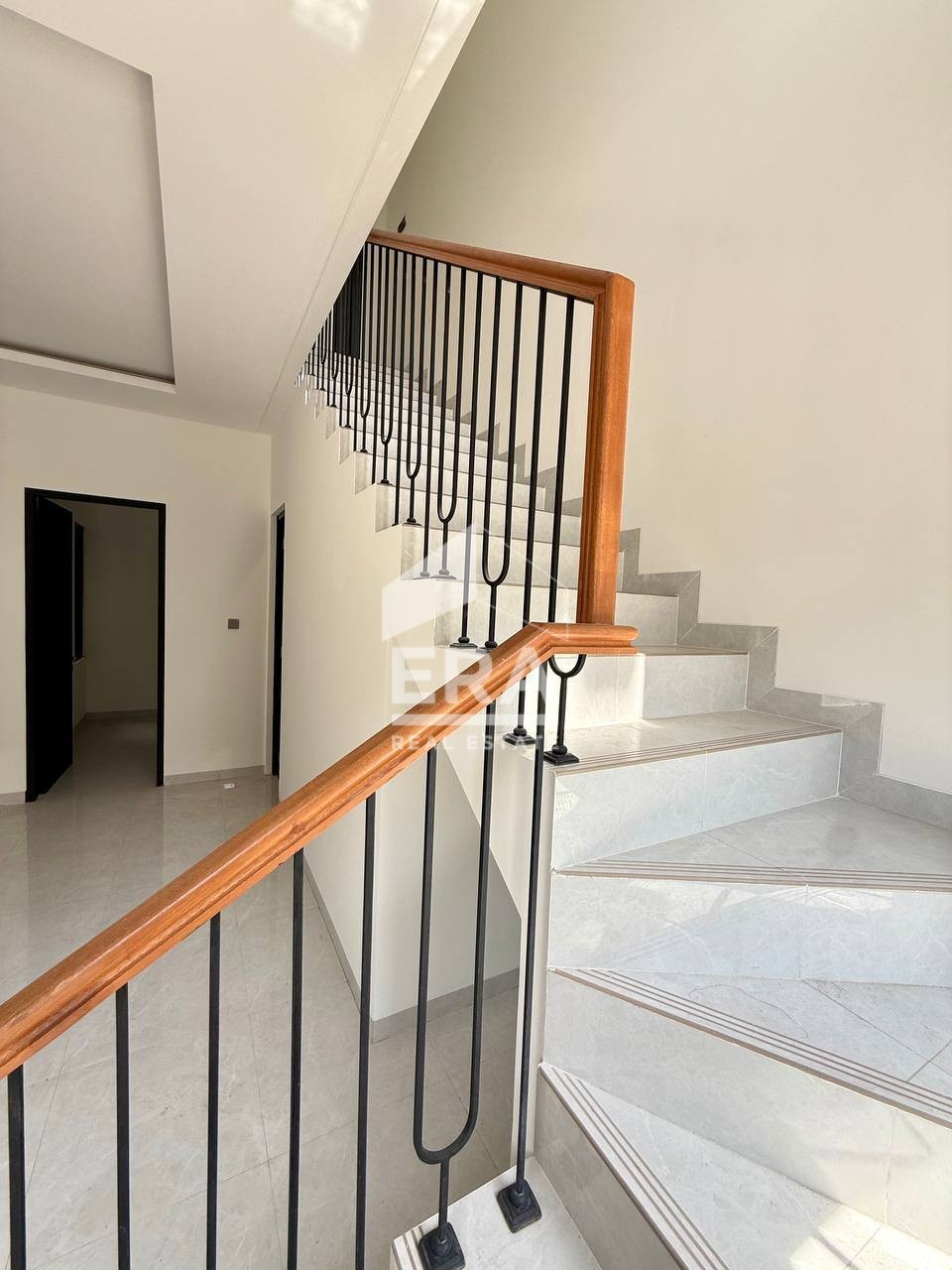 interior 7