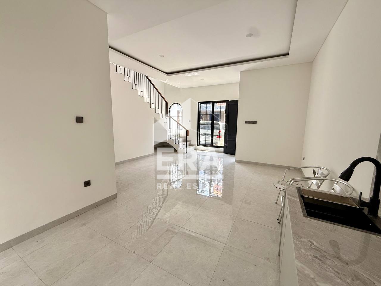 interior 2
