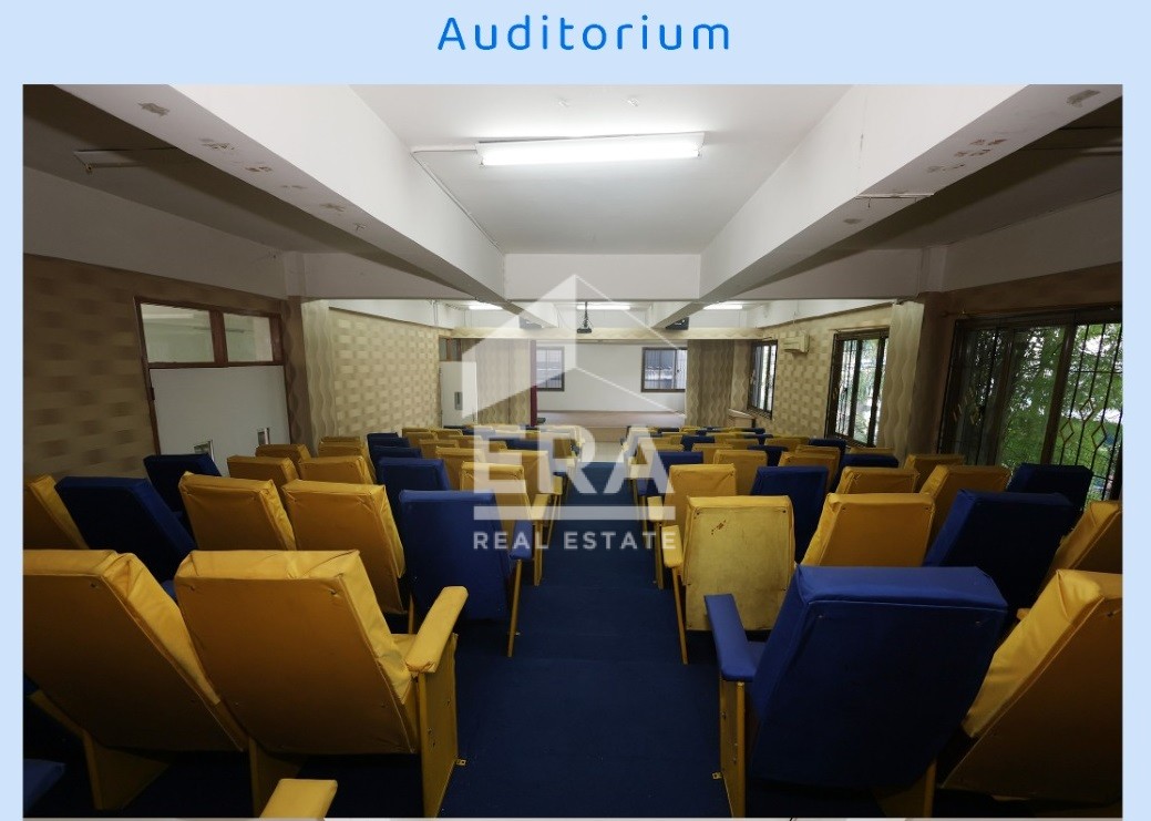 interior 22