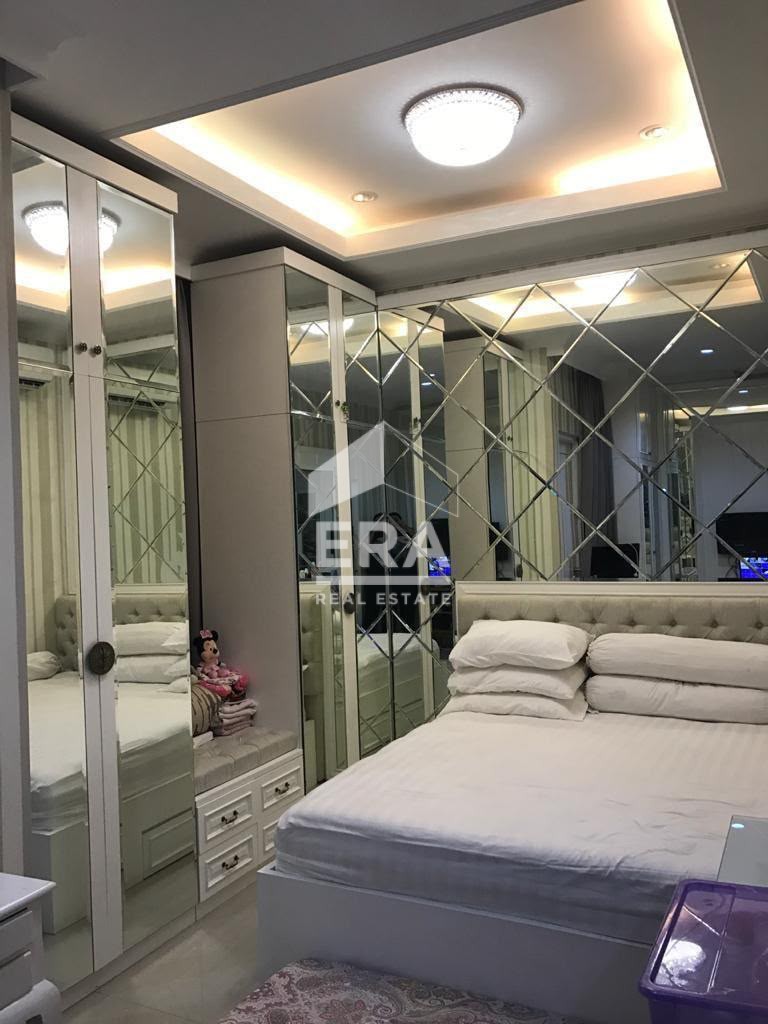interior 10