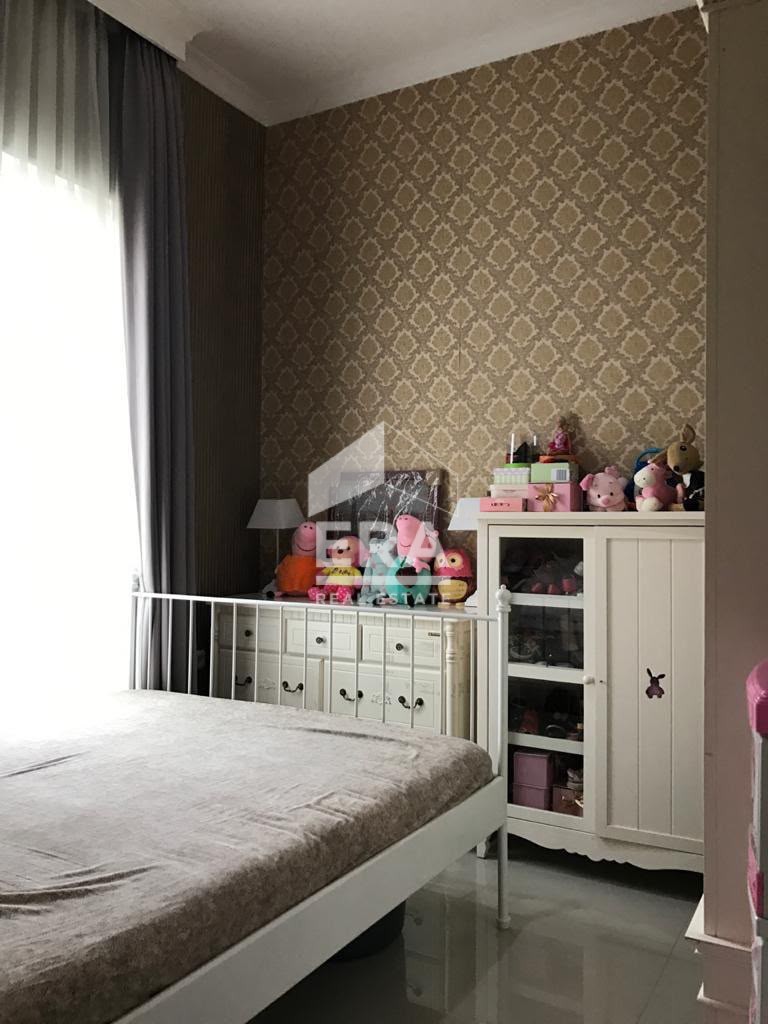 interior 11