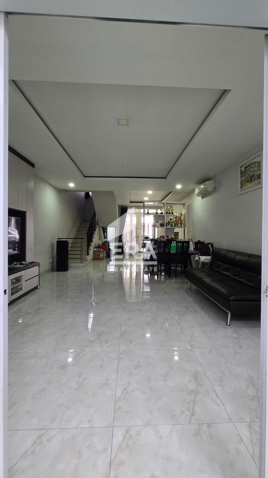 interior 3