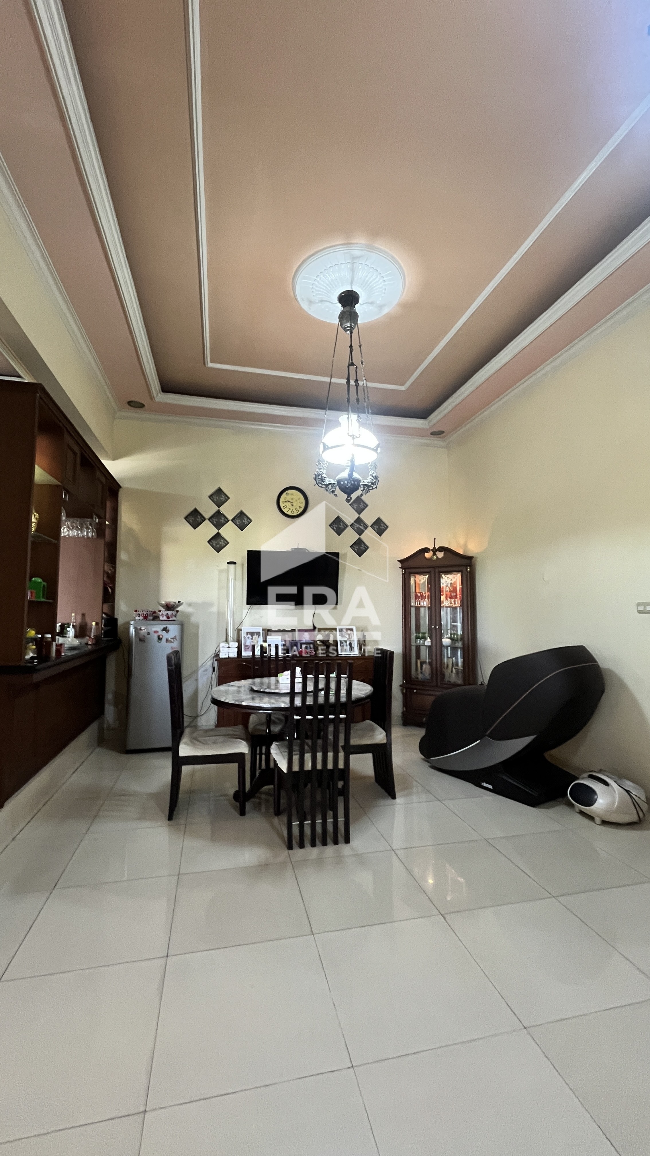interior 12
