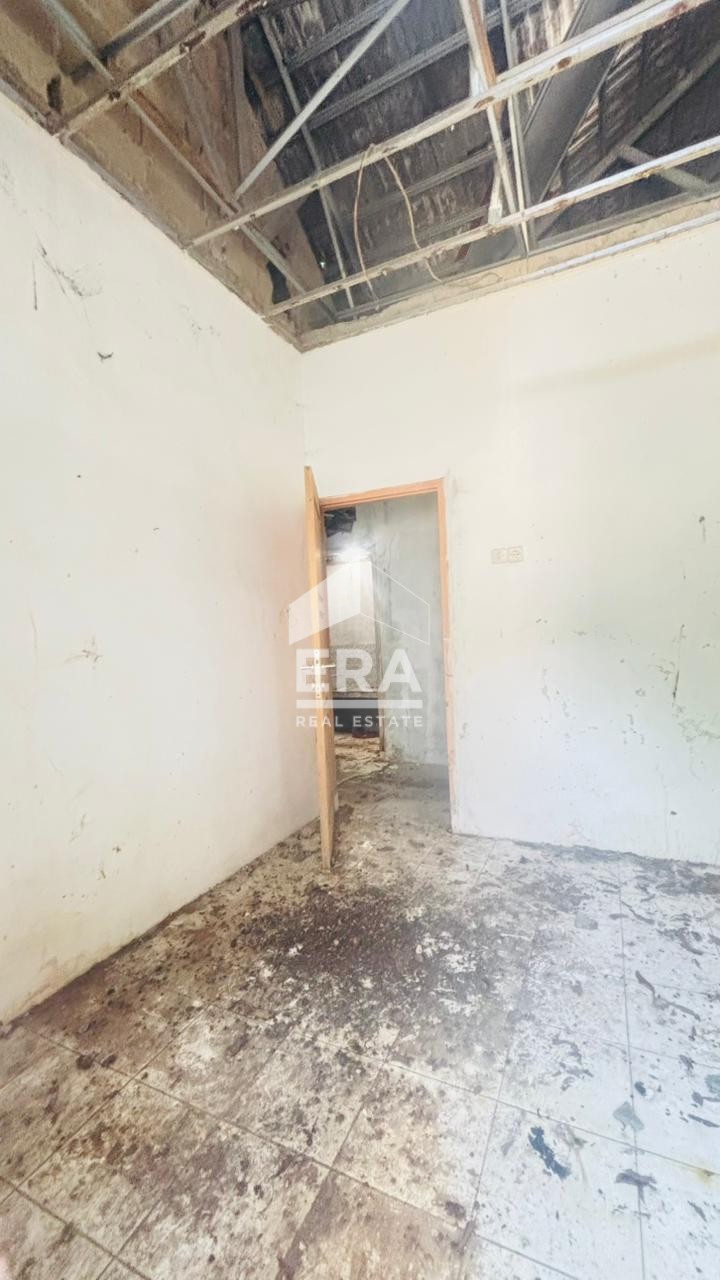 interior 2