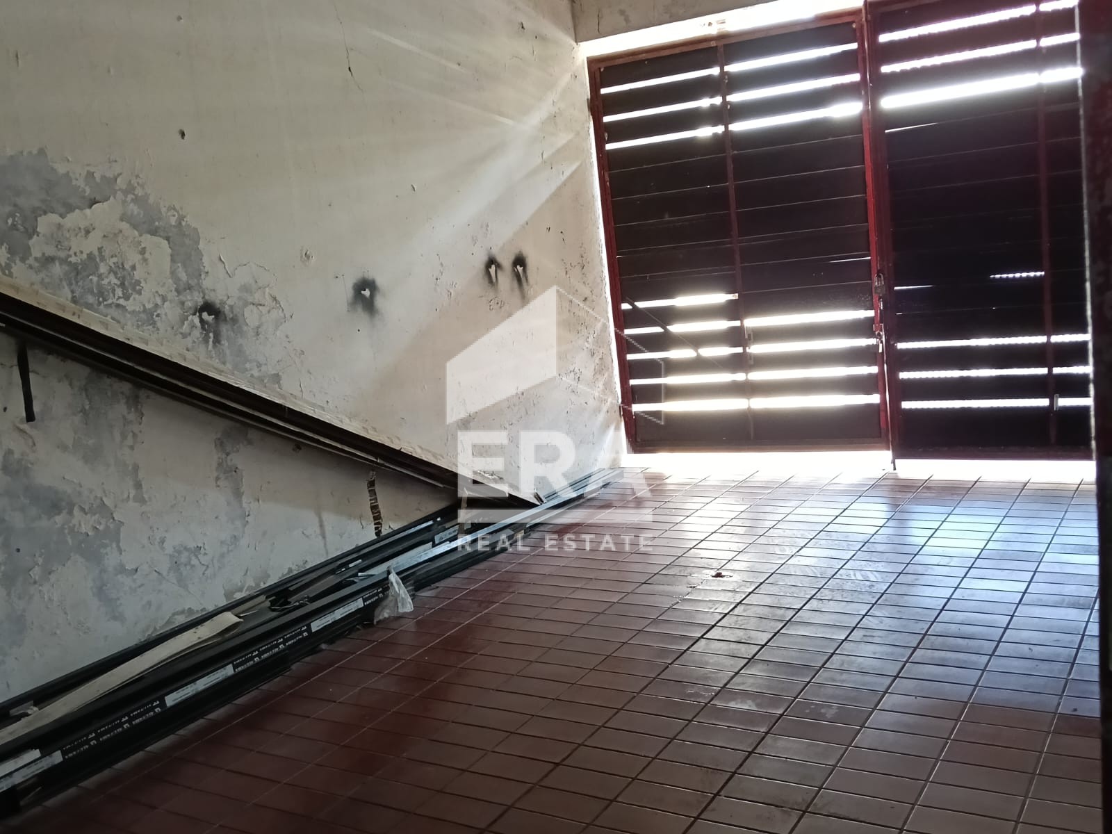 interior 2