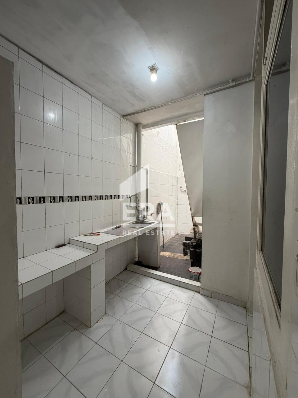interior 12