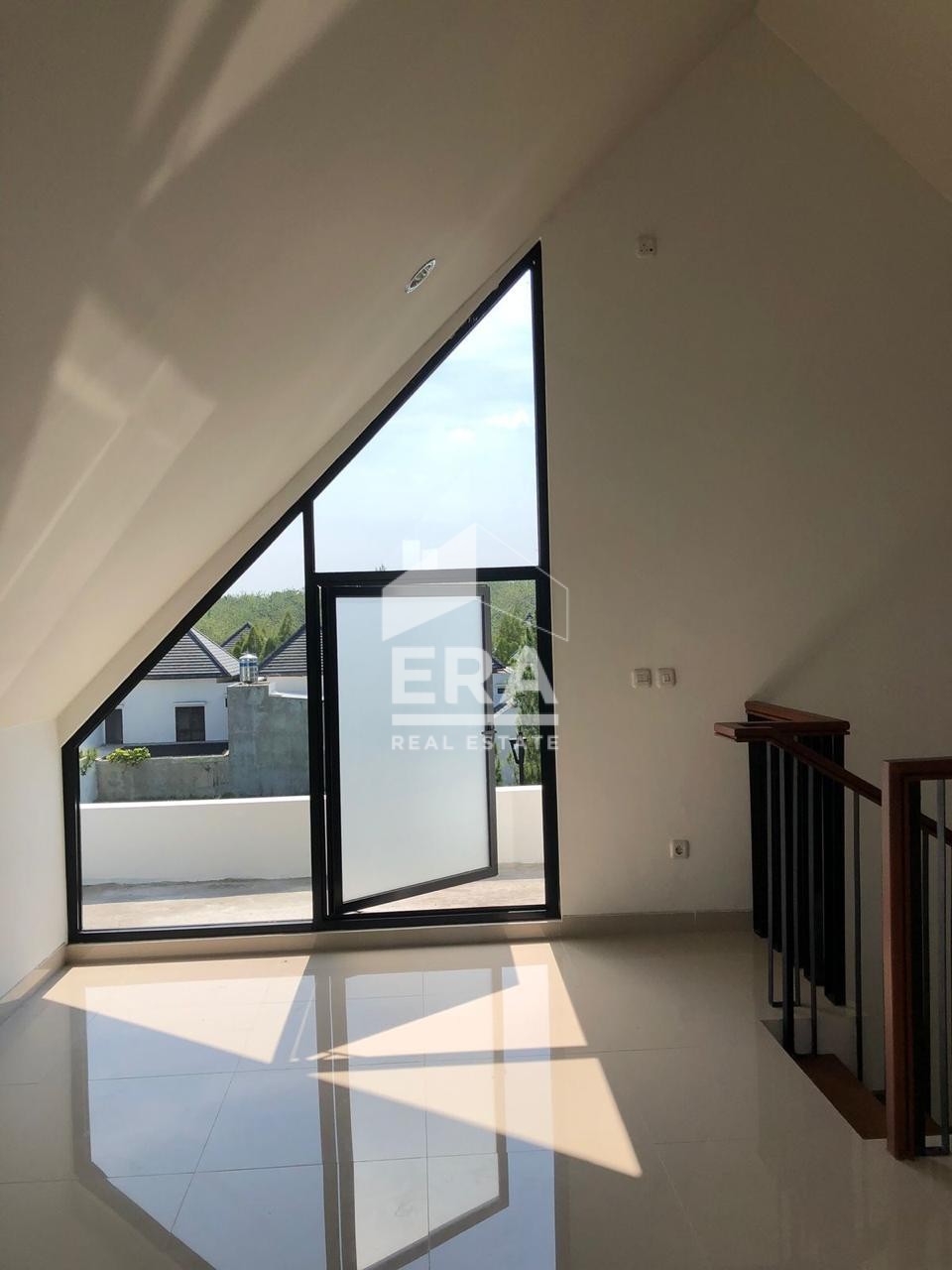 interior 6