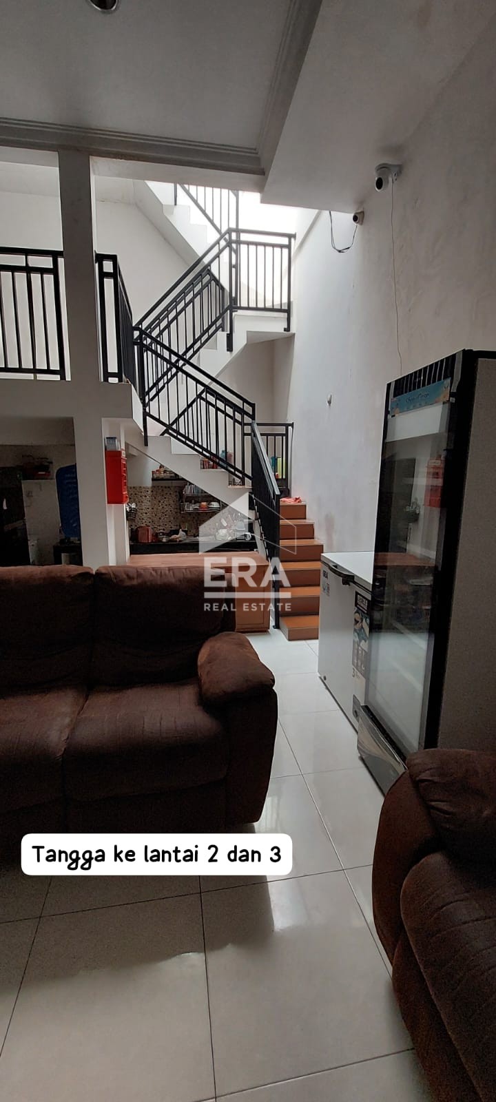 interior 8
