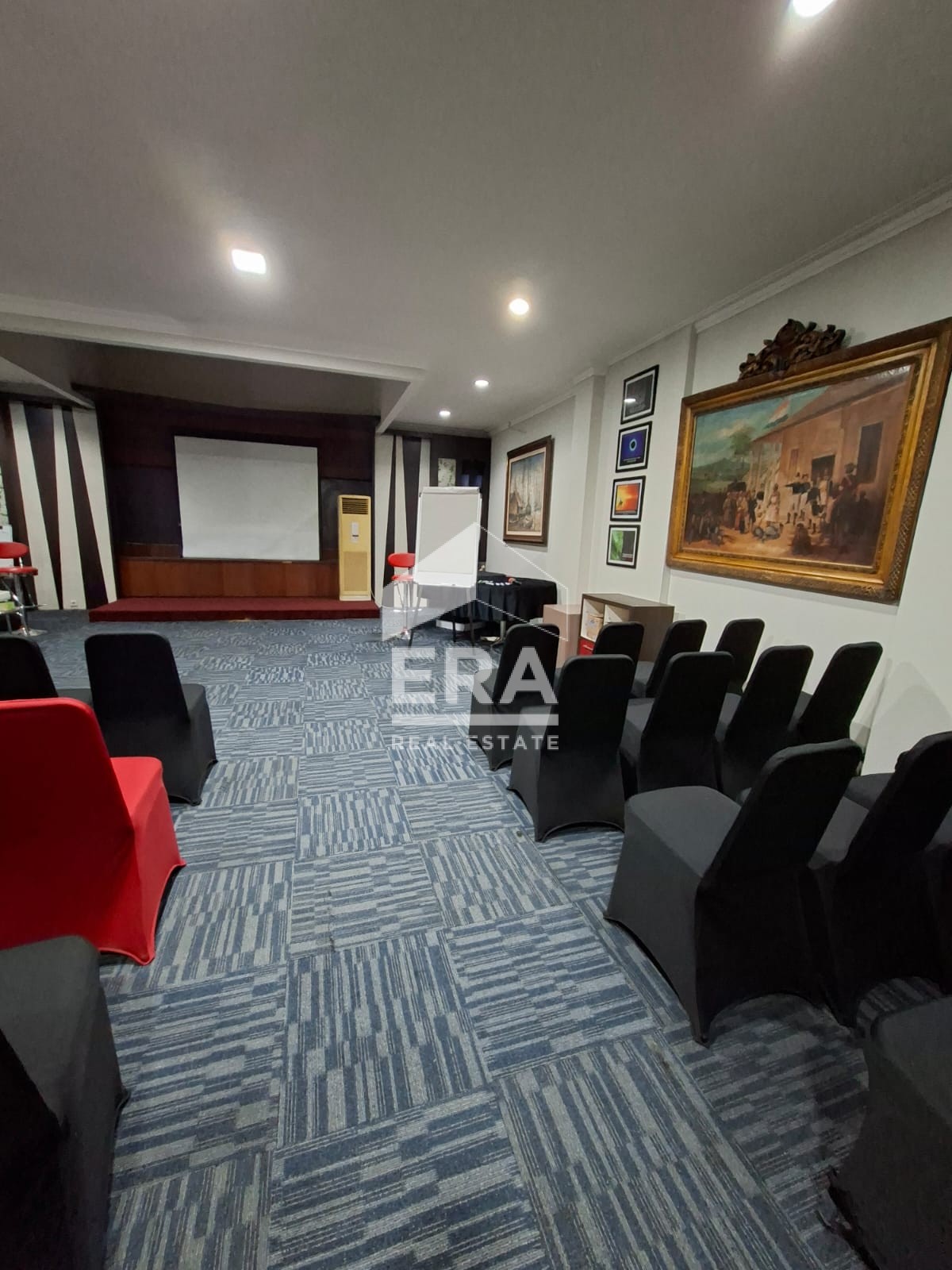 interior 14